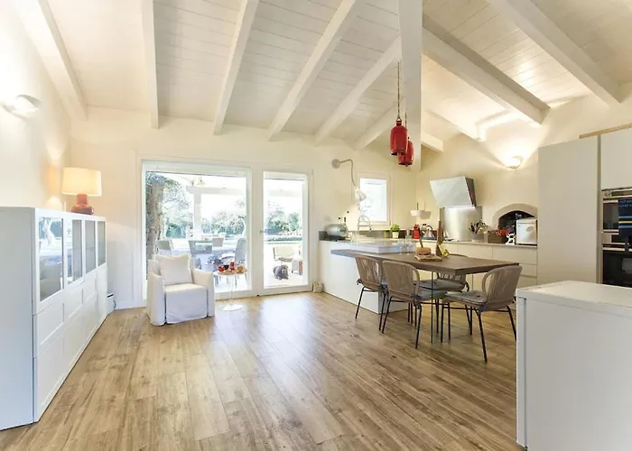 Nuit Blanche Con Piscina Air Co Wifi Vicino Alghero