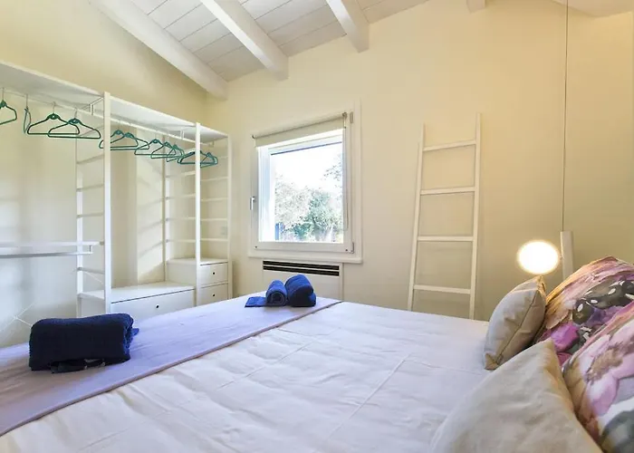 Nuit Blanche Con Piscina Air Co Wifi Vicino